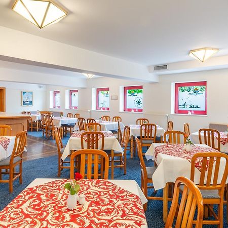 Hotel Am Gothensee 제바트헤링스도르프 외부 사진