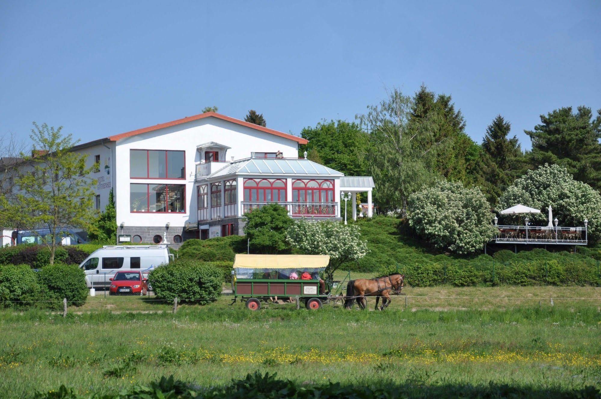 Hotel Am Gothensee 제바트헤링스도르프 외부 사진